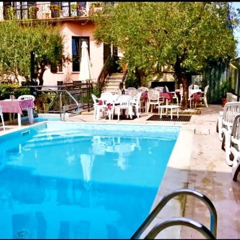 Hotel Santa Maria - Bardolino Town Center Extérieur photo