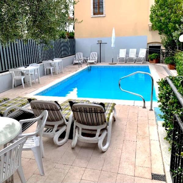 Hotel Santa Maria - Bardolino Town Center Extérieur photo