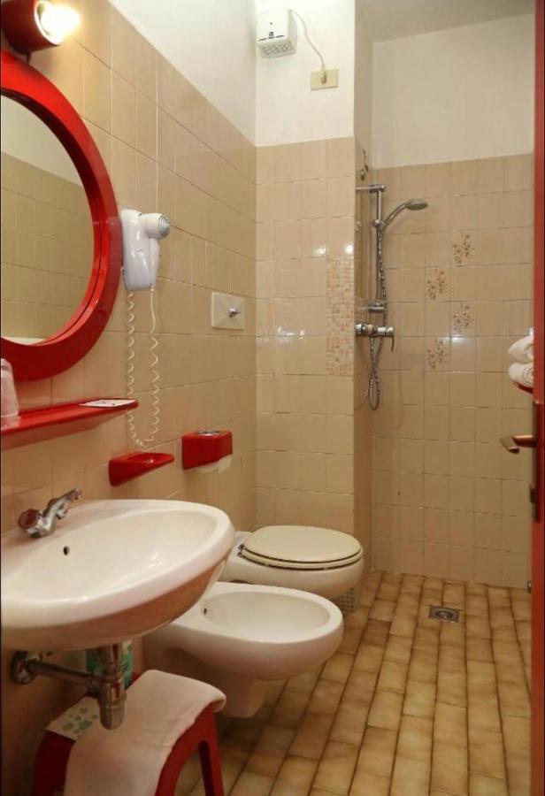 Hotel Santa Maria - Bardolino Town Center Extérieur photo