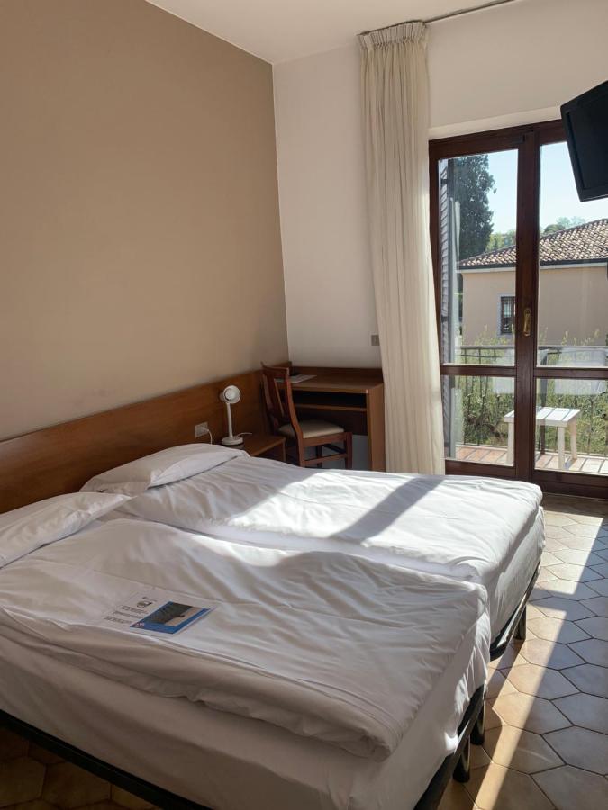 Hotel Santa Maria - Bardolino Town Center Extérieur photo